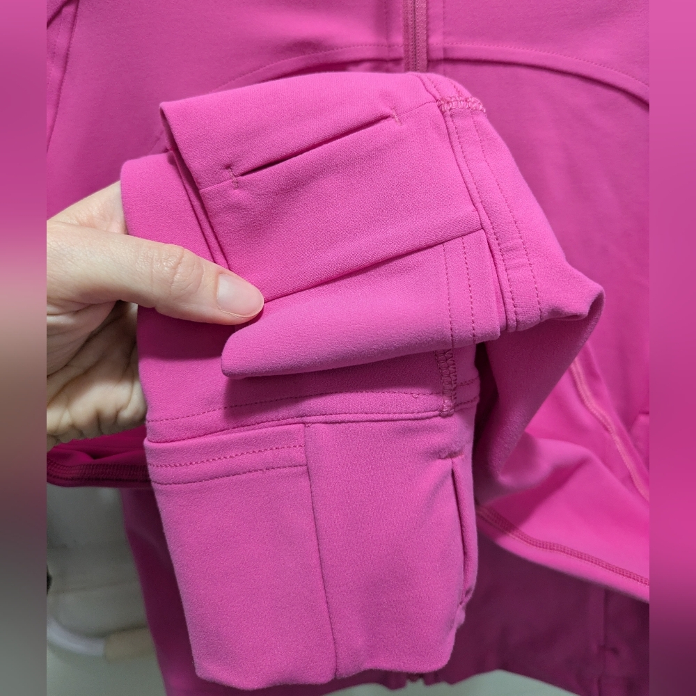 Lululemon Nulu Cropped Define Jacket - Picture 5 of 9